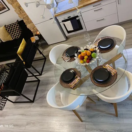 Luxury New Loft Centre & Castle, *
