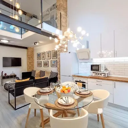 Luxury New Loft Centre & Castle, Аликанте